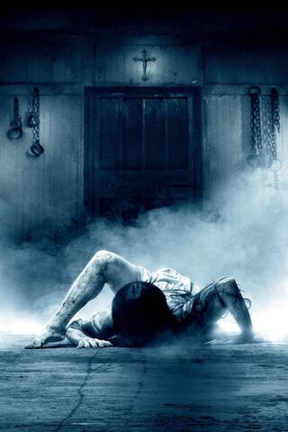 Halka: The Haunting Embrace of Shadows 🌫️👻