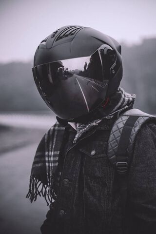 Casco: The Guardian of the Road 🏍️