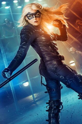 The Fierce Vigilante: Laurel's Black Canary Unleashed! 🦅✨