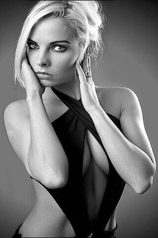 Bold Elegance: A Striking Monochrome Portrait