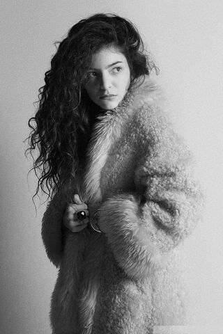 Lorde: The Enigmatic Muse