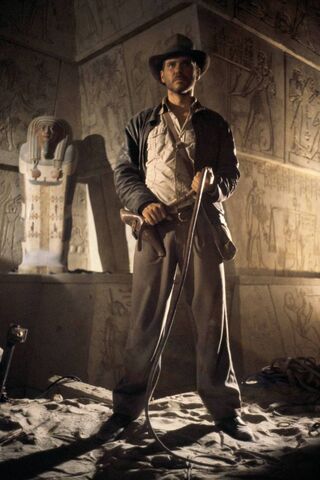 The Adventurer's Legacy: Indiana Jones Unveiled 🏺🌍