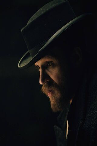 The Enigmatic Alfie Solomons: A Glimpse into Darkness 🕵️ 🖤