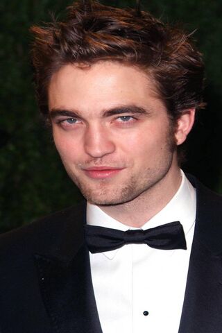Charming Elegance: The Iconic Robert Pattinson