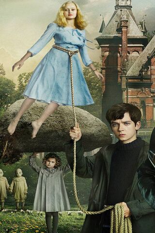 The Enigmatic World of Miss Peregrine 🌌🦉