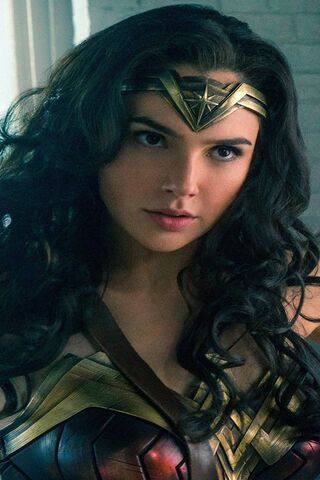Galgadot Wallpaper Download To Your Mobile From Phoneky
