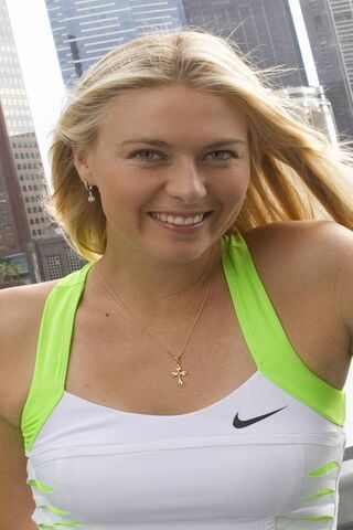 Maria Sharapova: A Champion's Smile 🌟
