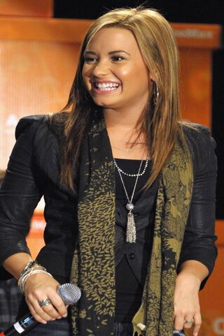 Shining Star: Demi Lovato's Inspiring Performance