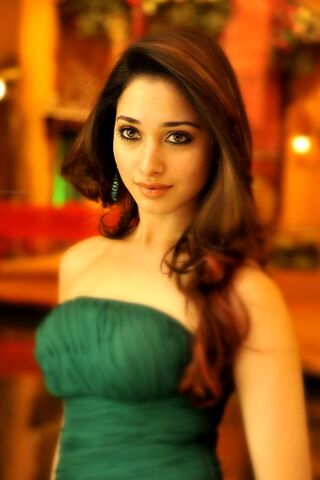 Tamanna: The Essence of Elegance 🌟