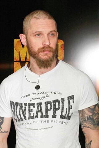 The Charismatic Presence of Tom Hardy 🍍