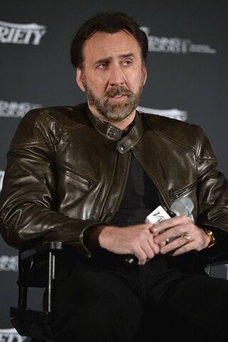 Behind the Scenes with Nicolas Cage: A Cinematic Legend 🎬✨