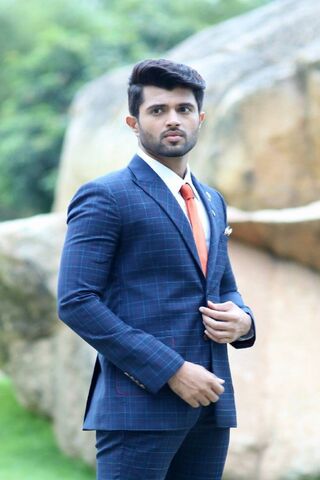 Vijay Devarkonda: The Stylish Star 🌟