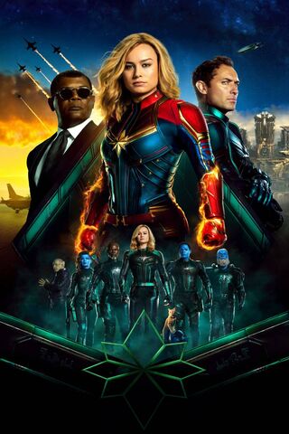 Captain Marvel: The Cosmic Avenger 🌌✨