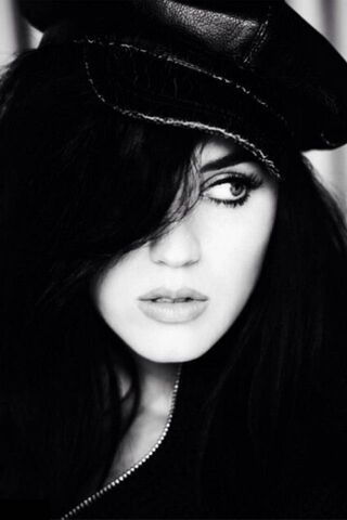 Mystique in Monochrome: A Glamorous Portrait