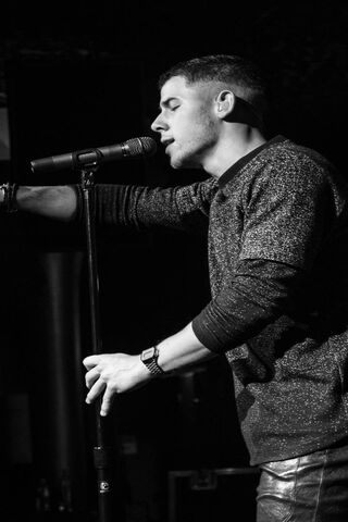 Nick Jonas: A Night of Melodies 🎤✨