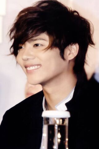 Charming Smile of Kim Kyu Jong 🌟