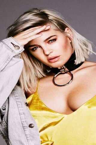 Bold and Beautiful: The Anne Marie Vibe