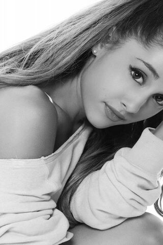 Ariana Grande 2 Wallpaper Download To Your Mobile From Phoneky
