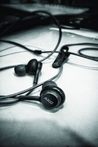 Sound Unleashed: The AKG Experience 🎧