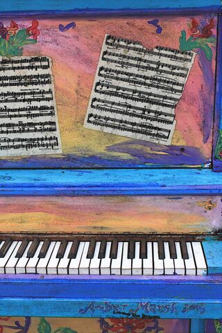 Melody in Color: The Artistic Piano