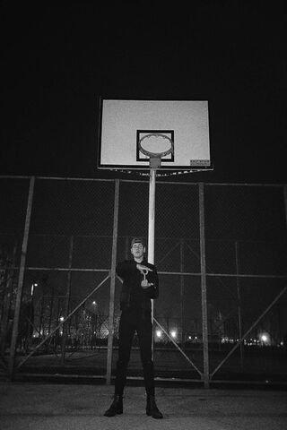 Midnight Hoops: The Rhythm of the Court 🎶🏀