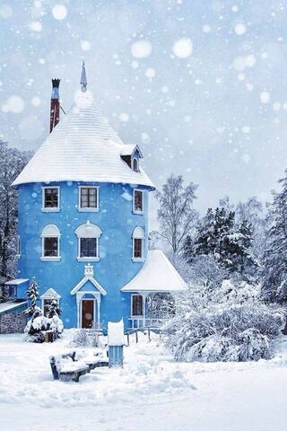 Charming Winter Wonderland ❄️🏰
