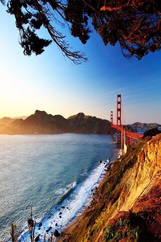 Golden Gate Serenity 🌅🌊