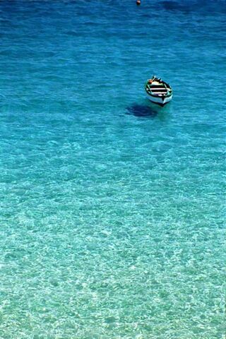 Serenity on Paraadise Sea 🌊✨