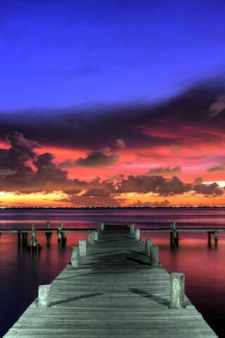 Amazing Dock Wallpaper - Download to your mobile from PHONEKY