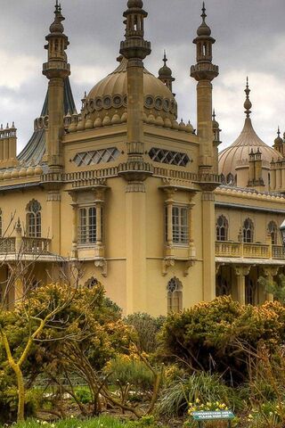 Majestic Splendor: The Enchanted Castle