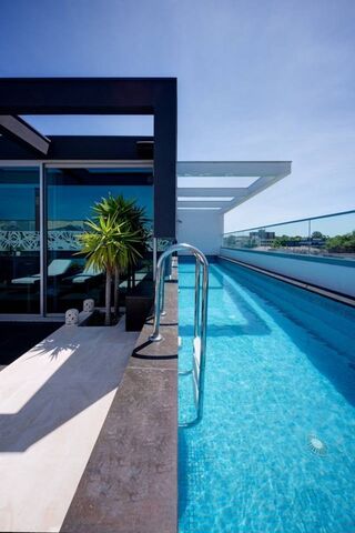 Serene Oasis: A Slice of Paradise