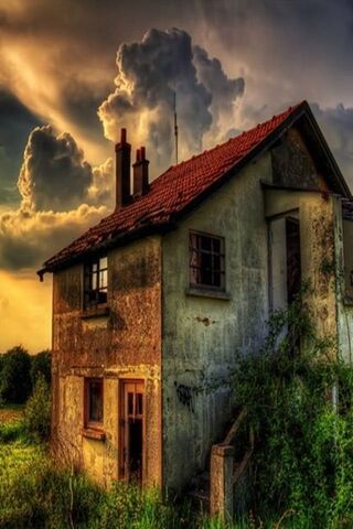 Whispers of a Forgotten Paradise 🌅🏡