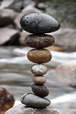 Nature's Art: The Balance of Serenity 🌿🪨