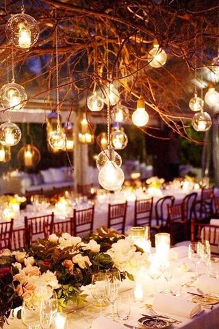 Enchanting Glow: A Romantic Dining Experience ✨