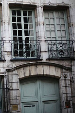 Charming Facade: A Glimpse of Elegance