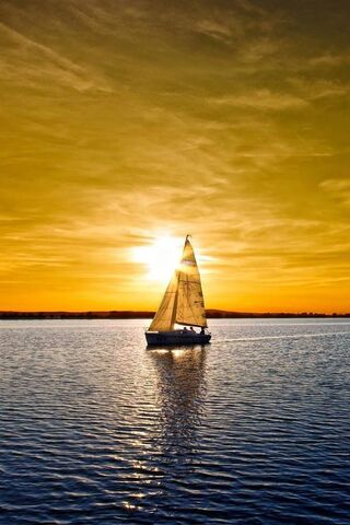 Golden Horizons: A Journey Awaits 🌅⛵