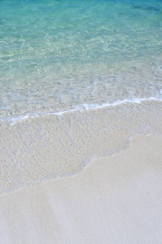 Serene Shores: A Beach Escape with iPhone 5