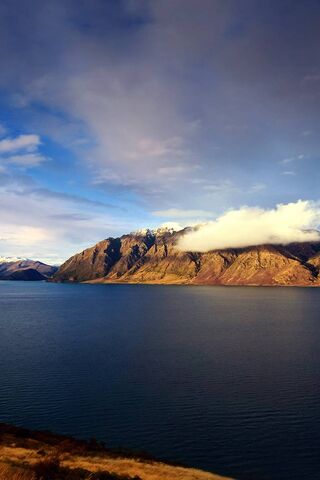 Mystical Mists of the Smokin' Mountains 🌄💨