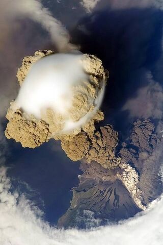 Eruption Majesty: The G..