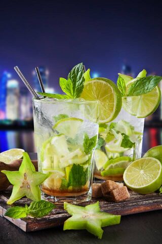 Mojito Magic: A Refreshing Escape 🍃🍹