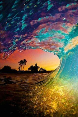Waves of Colorful Serenity 🌊🌅