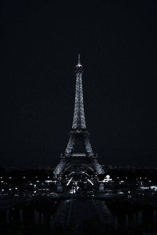 Eiffel Dreams Under the Stars 🌌✨