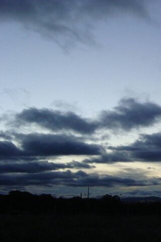 Bluesky Dreams: A Canvas of Serenity 🌌
