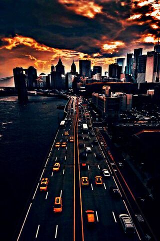 City Rush: A Sunset Dri..