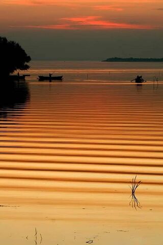 Sunset Serenity at Bursa Uluabat 🌅