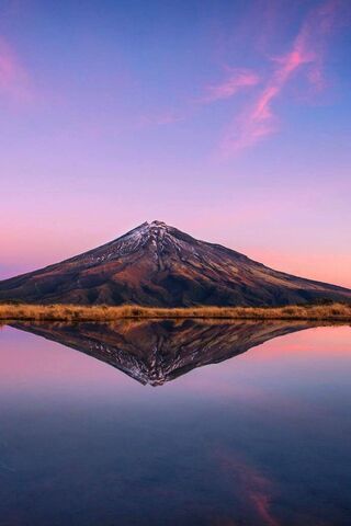 Taranaki: Nature's Majestic Mirror 🌄✨