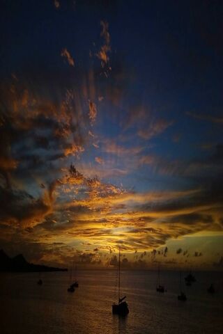 Golden Horizons: A Sunset Symphony 🌅✨
