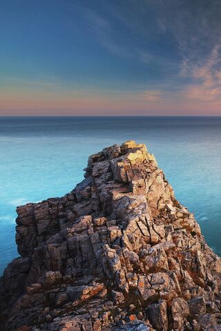 Serenity at the Edge of the Sea 🌊✨