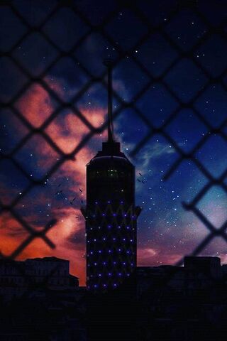 Cairo Tower: A Glimpse into the Night Sky 🌌✨
