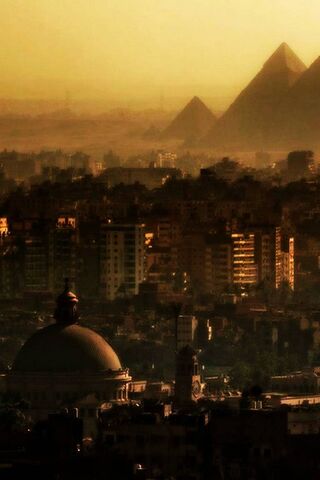 File:Tahrir Square, Cairo, in the early morning - c.jpg - Wikipedia